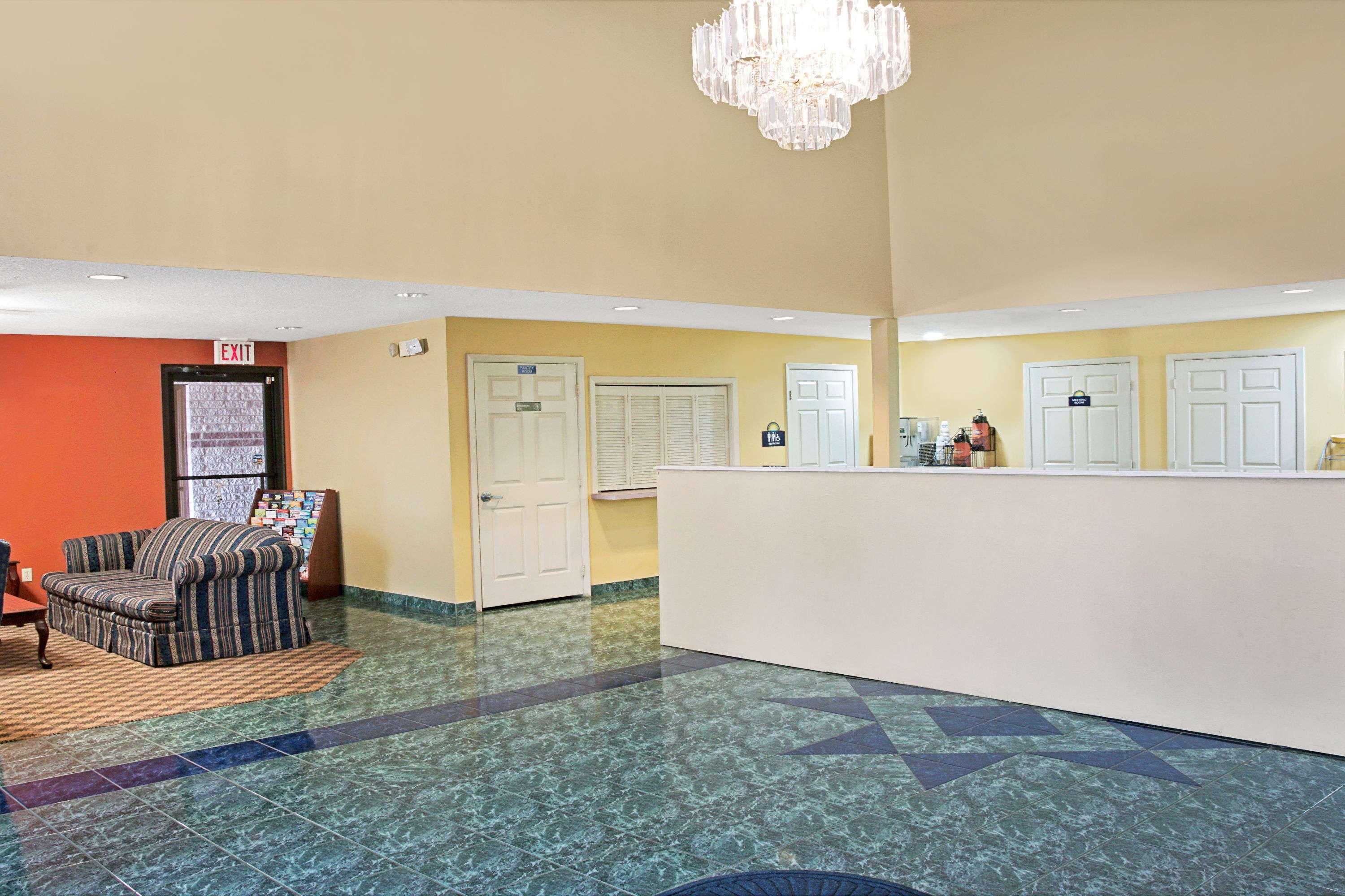 Days Inn By Wyndham El Campo Tx Exterior photo