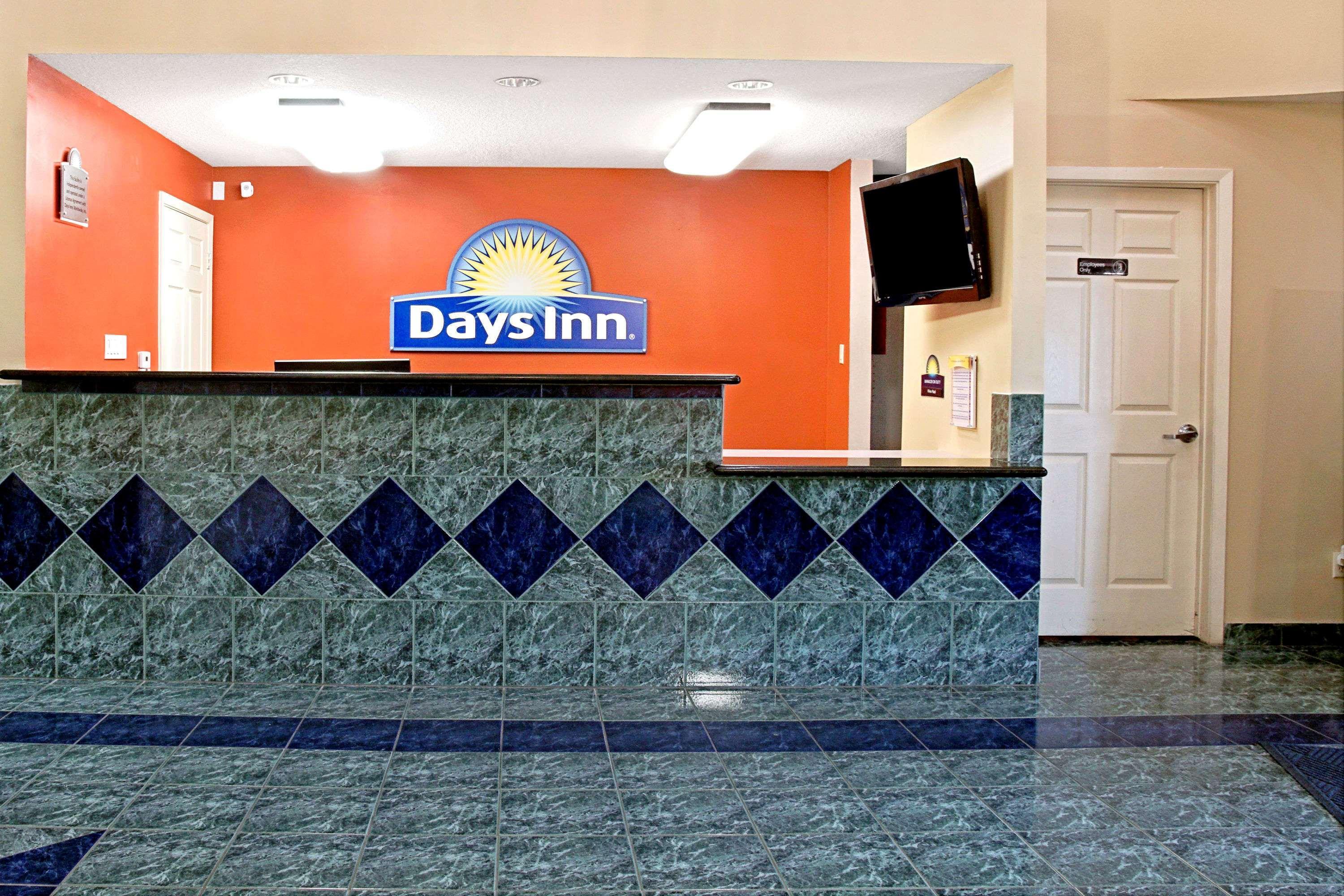 Days Inn By Wyndham El Campo Tx Exterior photo
